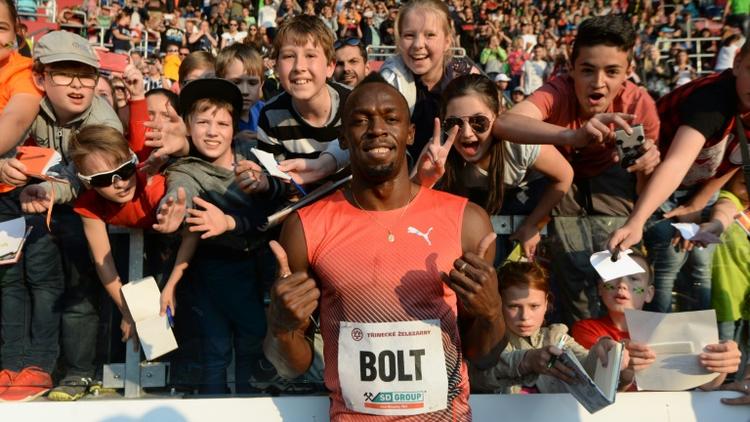Le sprinteur jamaïcain Usain Bolt après sa victoire sur le 100m d'Ostrava, en République Tchèque, le 20 mai 2016 [Michal Cizek / AFP/Archives]