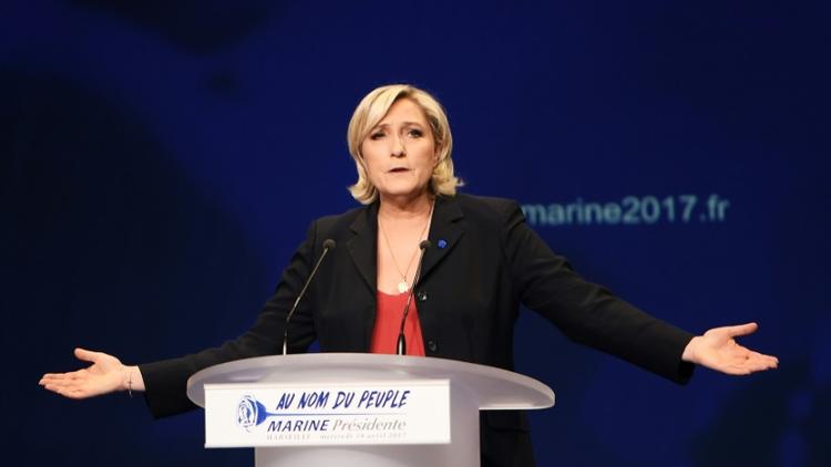 La candidate FN à la présidentielle Marine Le Pen, le 19 avril 2017 à Marseille [ANNE-CHRISTINE POUJOULAT / AFP]