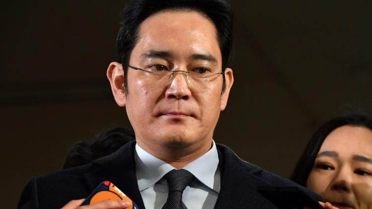 Lee Jae-Yong, vice-président de Samsung Electronics, arrive au tribunal pour être interrogé, à Seoul le 13 février 2017 [JUNG Yeon-Je / POOL/AFP]