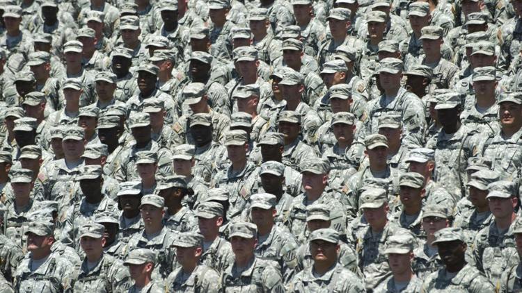 L'armée américaine ouvre ses portes aux personnes transgenres pour favoriser les recrutements [SAUL LOEB / AFP/Archives]