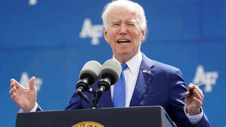 Joe Biden s'est félicité de l'adopte du projet de loi pour suspendre le plafond de la dette