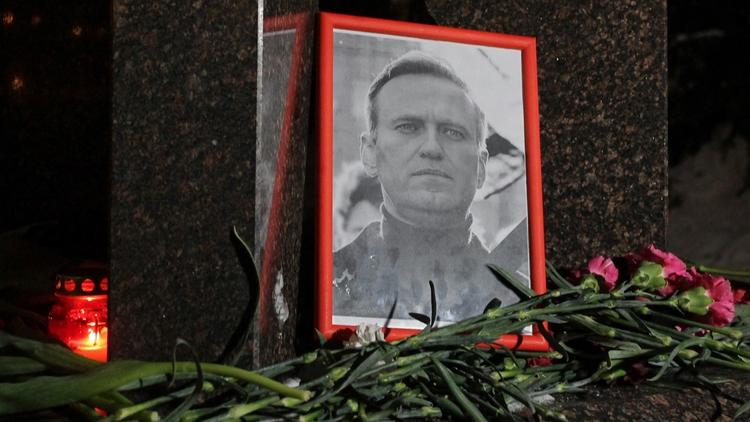 La famille d'Alexeï Navalny accuse le régime russe d'avoir assassiné l'opposant politique