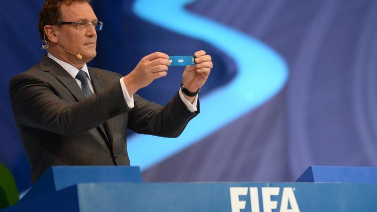 Le secrétaire général de la Fifa, Jerôme Valcke, lors du tirage au sort du Mondial-2014 au Brésil à Costa do Sauipe, Etat de Bahia, le 6 décembre 2013 [Vanderlei Almeida / AFP]