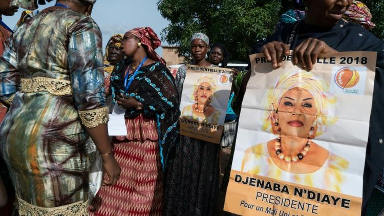 Partisanes de la candidate à la présidentielle malienne Djeneba N'Diaye à Bougouni, le 16 juillet 2018 [Sebastien Rieussec / AFP/Archives]
