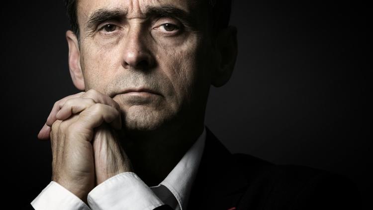 Robert Ménard, maire FN de Béziers, pose le 21 mai 2015 à Paris [JOEL SAGET / AFP/Archives]