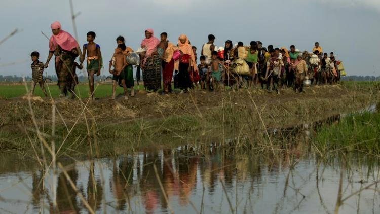 Des Rohingyas de l'Etat de Rakhine qui ont fui les violences, arrivent près d'Ukhia, le 4 septembre 2017 au Bangladesh [K.M. ASAD / AFP/Archives]