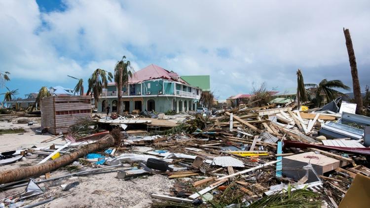 Des structures détruites par le passage de l'ouragan Irma à Orient Bay, sur l'île de Saint-Martin, le 7 septembre 2017 [Lionel CHAMOISEAU / AFP/Archives]