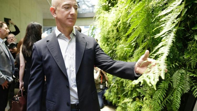 Le milliardaire Jeff Bezos, dirigeant d'Amazon, à Seattle le 29 janvier 2018 [JASON REDMOND / AFP]