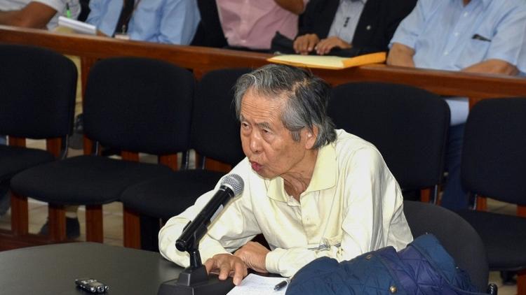 Un juge péruvien a annulé mercredi la grâce accordée fin 2017 à l'ancien président du Pérou Alberto Fujimori, condamné pour crimes contre l'humanité et corruption [HO / Peruvian Judiciary/AFP/Archives]