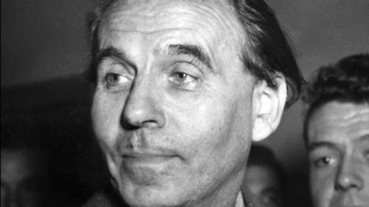Portrait daté du 12 octobre 1951 à Paris de l'écrivain Louis-Ferdinand Céline [ / AFP]