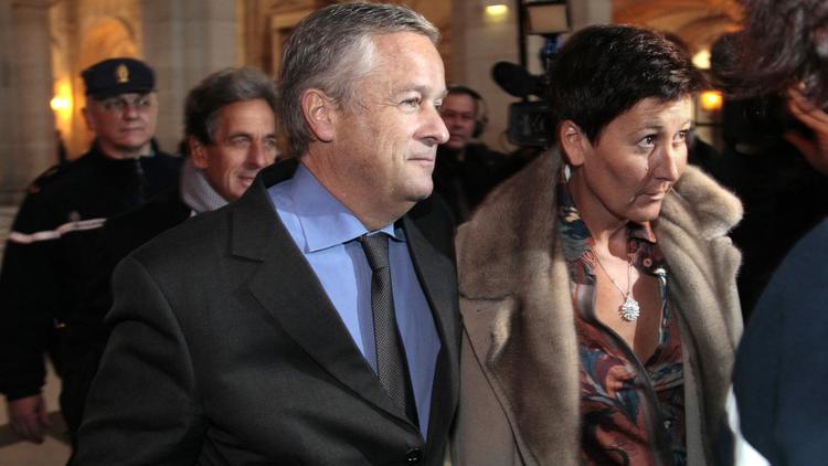 Jean-Marie Messier et sa compagne  Christel Delaval à leur arrivée le 21 janvier 2011 au palais de justice à Paris [Jacques Demarthon / AFP/Archives]