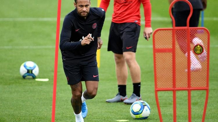 Le meneur brésilien Neymar lors d'une séance d'entraînement du PSG au Camp des Loges, le 17 août 2019 [FRANCK FIFE / AFP/Archives]
