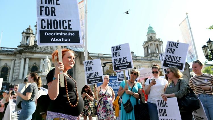 Mnifestation en faveur de la décriminalisation de l'avortement à Belfast, le 28 mai 2018 en Irlande du Nord  [Paul FAITH / AFP/Archives]
