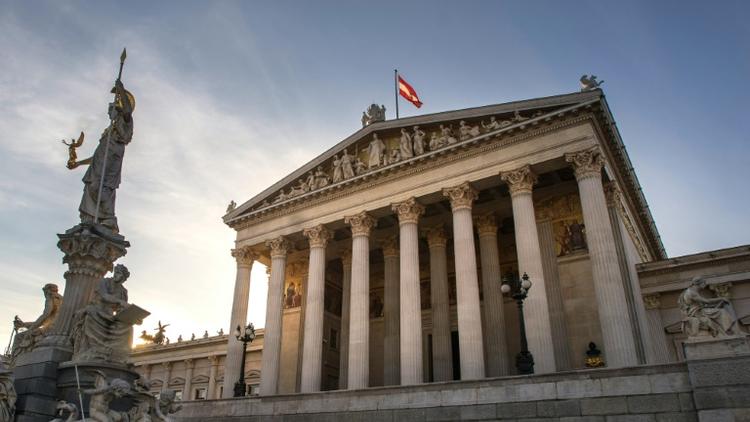 Le parlement autrichien adopte le 27 avril 2016 un projet de loi controversé restreignant drastiquement le droit d'asile [JOE KLAMAR / AFP/Archives]