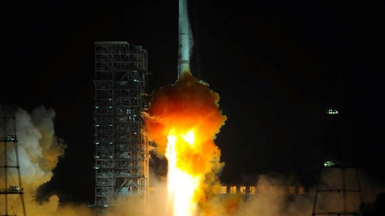 Une fusée Longue Marche 3B décolle du centre de lancement de Xichang, le 21 décembre 2013 en Chine [STR / AFP/Archives]