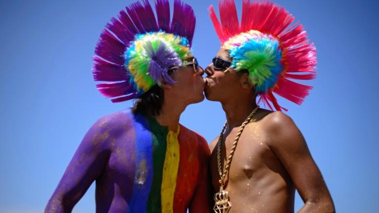 Les unions "poly-affectives" se fondent sur une décision de la Cour suprême du Brésil qui en 2011 a permis aux notaires de légaliser des unions stables de couples homosexuels [Yasuyoshi Chiba / AFP/Archives]