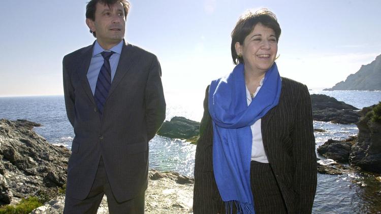 Le député UMP Jean-Sébastien Vialatte, le 11 mars 2002 sur la presqu'îlele  du Gaou à Six-Fours [Eric Estrade / AFP/Archives]