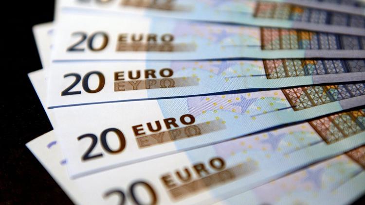 Des billets de 20 euros [Denis Charlet / AFP/Archives]