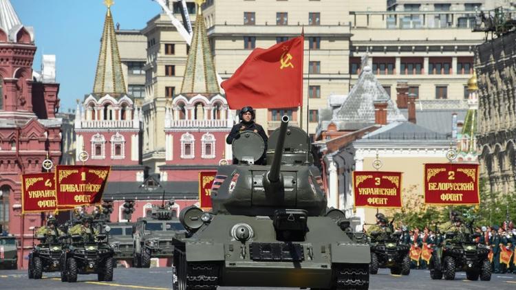 Défilé militaire sur le place Rouge à Moscou pour célébrer la victoire sur l'Allemagne nazie, le 9 mai 2018 [Kirill KUDRYAVTSEV / AFP]