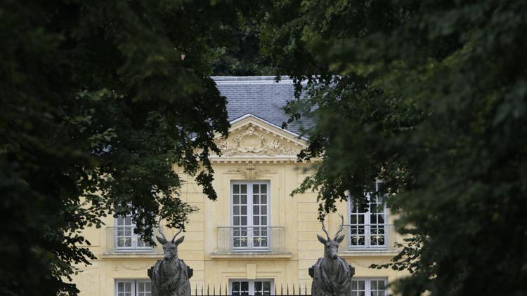 La Résidence de la Lanterne, en lisière du parc du Château de Versailles, le 12 août 2013 [Kenzo Tribouillard / AFP/Archives]
