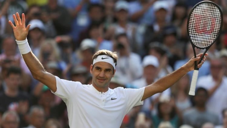 Roger Federer après sa victoire face à Milos Raonic, le 12 juillet 2017 à Wimbledon [Daniel LEAL-OLIVAS / AFP]
