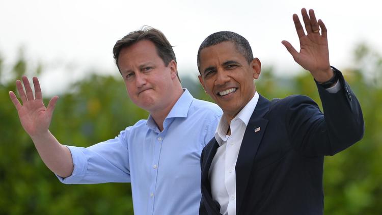 Le Premier ministre britannique David Cameron et le président maéricain Barack Obama au sommet du G8 de Lough Erne près de Enniskillen le 17 juin 2013 [Ben Stansall / AFP/Archives]