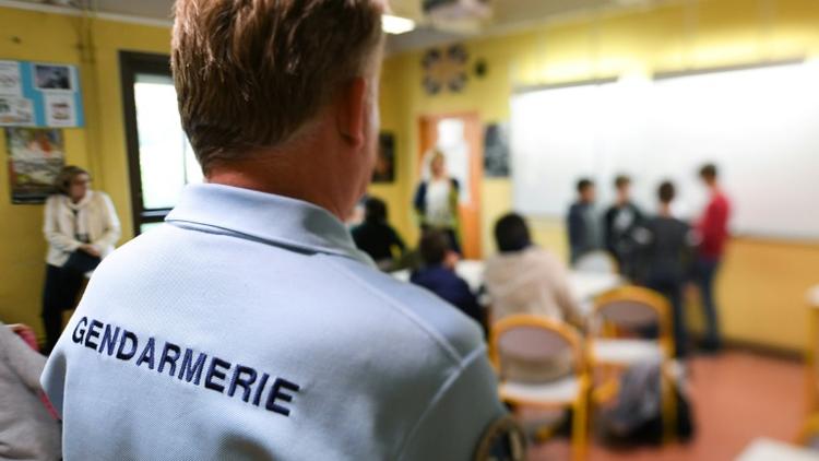 Dans ce collège de La Colle-sur-Loup, une cinquantaine d'élèves sur 700 ont répondu à l'appel lancé par la proviseure et la brigade locale de gendarmerie pour la prévention de la délinquance juvénile contre le harcèlement. [Yann COATSALIOU / AFP]