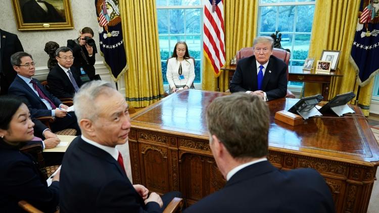 Le président américain Donald Trump et le vice-premier ministre chinois Liu He, dans le Bureau ovale, le 22 février 2019  [MANDEL NGAN / AFP/Archives]