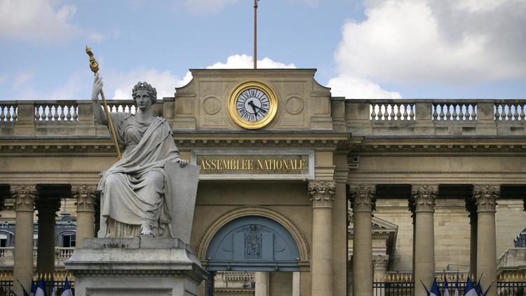 La statue de Marianne devant l'Assemblée nationale le 18 juin 2012 à Paris [Joel Saget / AFP/Archives]