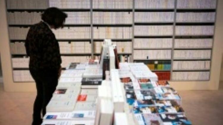 Des livres exposés à l'ouverture du Salon du Livres, le 23 mars 2017 Porte de Versailles, à Paris [ / AFP]