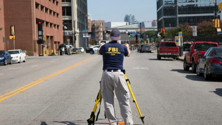 Un enquêteur du FBI, le 8 juillet 2016 à Dallas aux Etats-Unis [Laura Buckman / AFP]