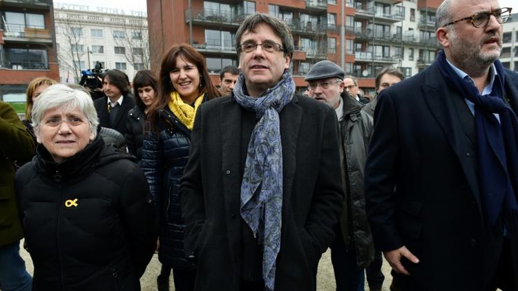 Le leader indépendantiste catalan Carles Puigdemont (c) le 12 janvier 2018 à Bruxelles [JOHN THYS / AFP/Archives]