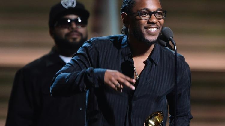 Le rappeur Kendrick Lamar récompensé le 15 février 2016 à Los Angeles [ROBYN BECK / AFP]