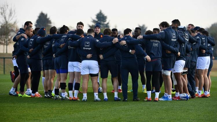 Le XV de France regroupé avant une séance d'entraînement au centre de Marcoussis, le 9 novembre 2018 en vue des tests contre l'Afrique du Sud et l'Argentine [Anne-Christine POUJOULAT / AFP/Archives]
