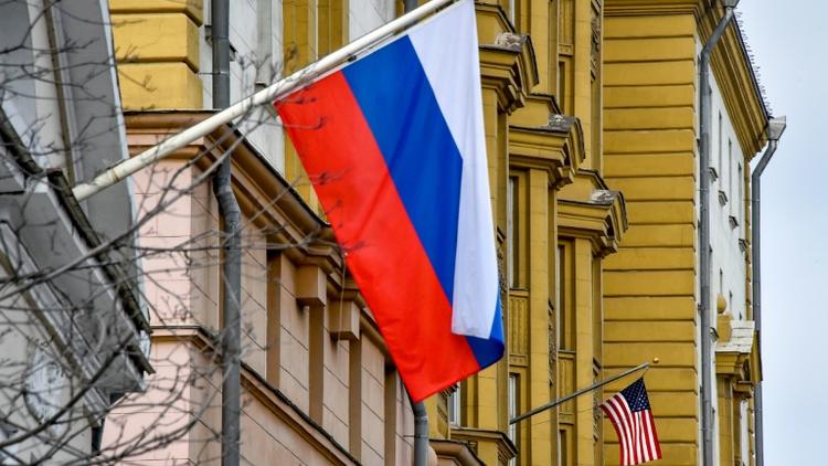 Un drapeau russe à Moscou le 2 avril 2018 [Vasily MAXIMOV  / AFP/Archives]