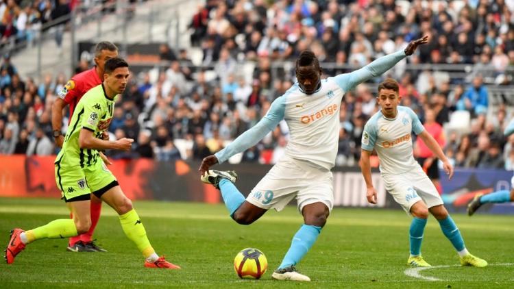 L'attaquant de Marseillell Mario Balotelli auteur d'un doublé lors du match nul 2-2 à Angers en 30e journée de L1 le 30 mars 2019 [Christophe SIMON / AFP]