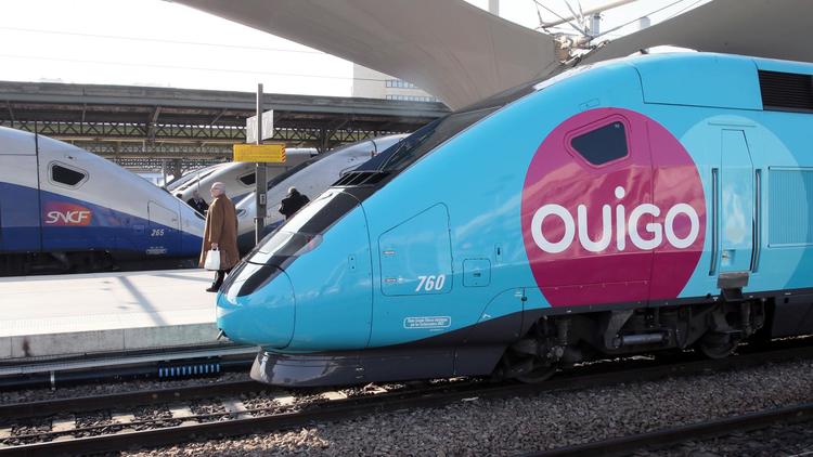 Un TGV low-cost "Ouigo" à la Gare de Lyon, en 2013 [Jacques Demarthon / AFP/Archives]
