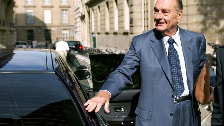 L'ex-président Chirac arrivant à son bureau le 1er septembre 2011, à Paris.   [BERTRAND LANGLOIS / AFP/Archives]
