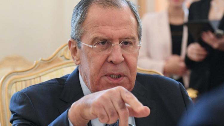 Le ministre russe des Affaires étrangères, Sergei Lavrov, photographié le 27 mars 2017 à Moscou, estime que la frappe contre le régime syrien "fait le jeu du terrorisme" [Natalia KOLESNIKOVA / AFP/Archives]
