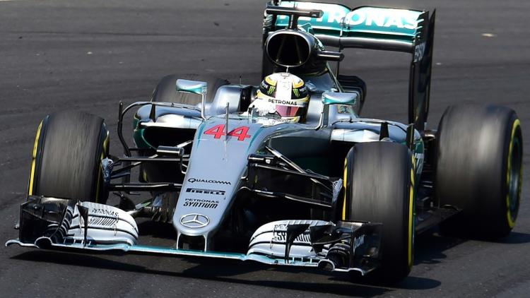 Le Britannique Lewis Hamilton (Mercedes) lors du GP de Hongrie sur le Hungaroring, le 24 juillet 2016 [ATTILA KISBENEDEK / AFP]