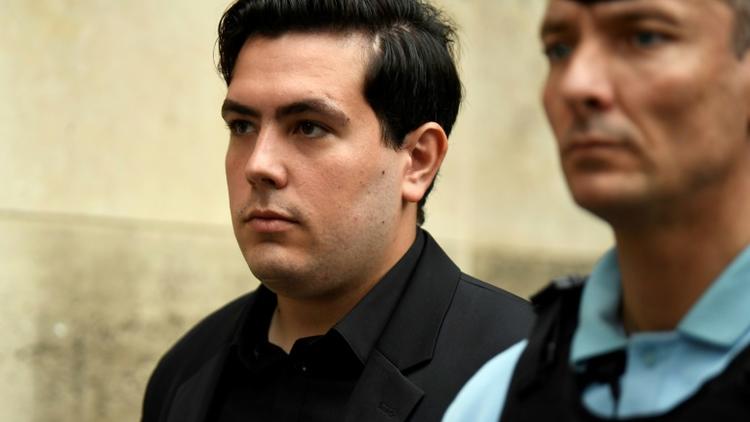 Esteban Morillo (C), l'ex-skinhead et principal accusé dans le procès Méric, arrive au tribunal, le 4 septembre 2018 à Paris [Eric FEFERBERG / AFP]
