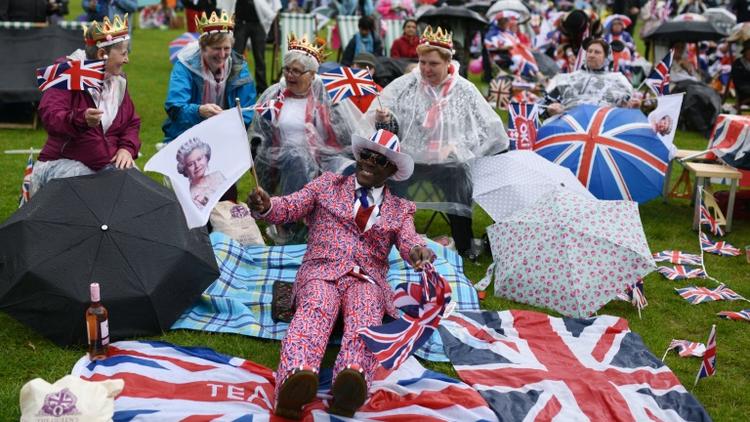 Pique-nique géant organisé en l'honneur du 90e anniversaire d'Elizabeth II, le 12 juin 2016 à Londres [OLI SCARFF / AFP]