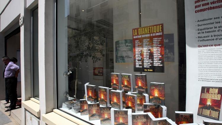 Photo prise le 24 mai 2009 de la vitrine de l'Eglise de scientologie et de son "Celebrity center", rue Legendre, à Paris [Joel Saget / AFP/Archives]