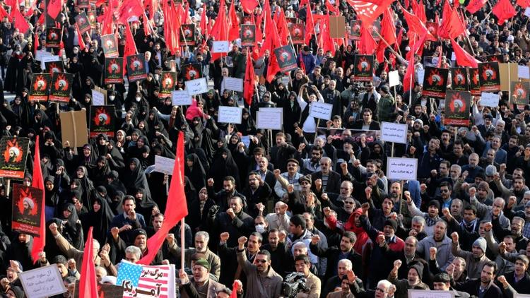 Manifestation le 4 janvier 2016 à Téhéran contre l'exécution de Nimr al-Nimr en Arabie [ATTA KENARE / AFP]