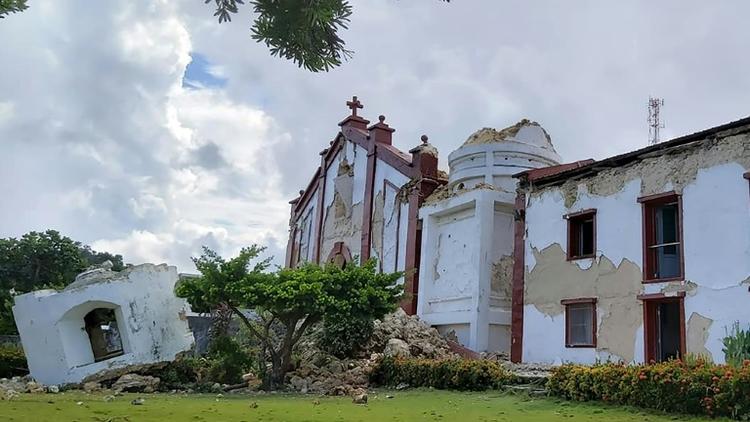 Photo obtenue auprès de Dominic De Sagon Asa montrant l'église de Santa Maria de Mayan, effondrée après des séismes qui ont frappé des îles du Nord des Philippines, le 27 juillet 2019 [Dominic DE SAGON ASA / Courtesy of Dominic DE SAGON ASA/AFP]