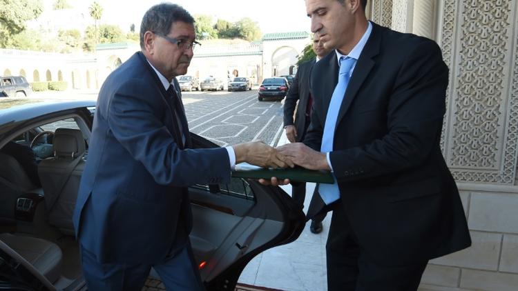 Le Premier ministre Habib Essid à son arrivée le 25 novembre 2015 au palais de Carthage à Tunis [FETHI BELAID / AFP/Archives]
