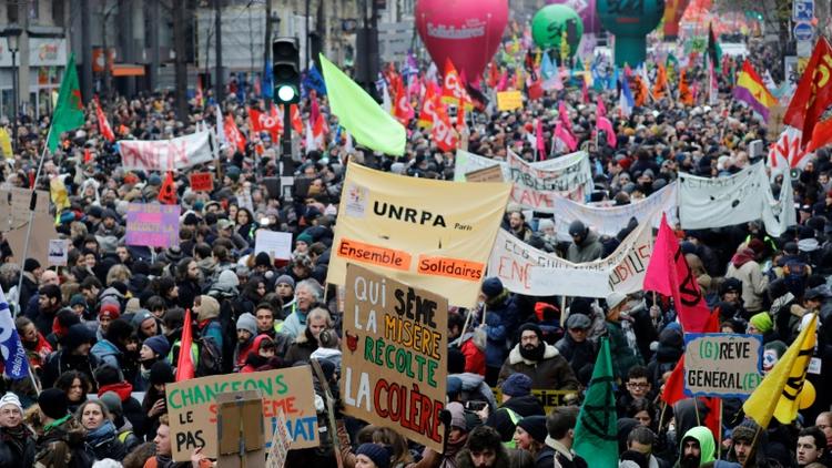 Manifestation contre le projet de réforme des retraites le 5 décembre 2018 à Paris. [Thomas SAMSON / AFP]