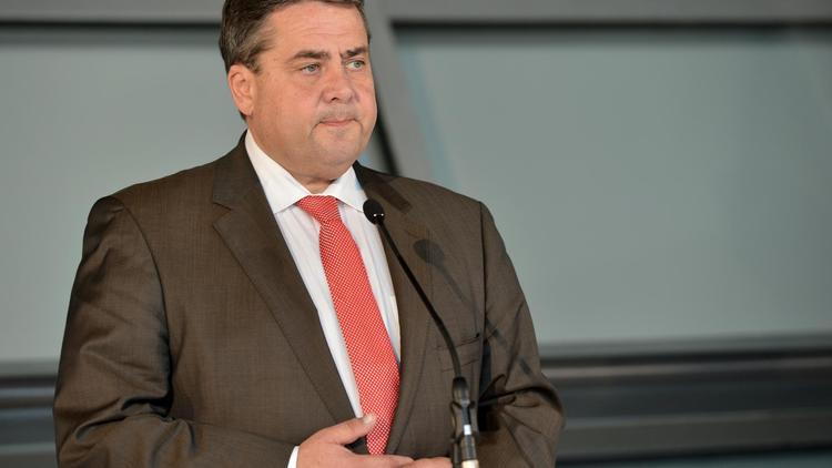 Le président du SPD Sigmar Gabriel, le 17 octobre 2013 à Berlin [Bernd Von Jutrczenka / DPA/AFP/Archives]