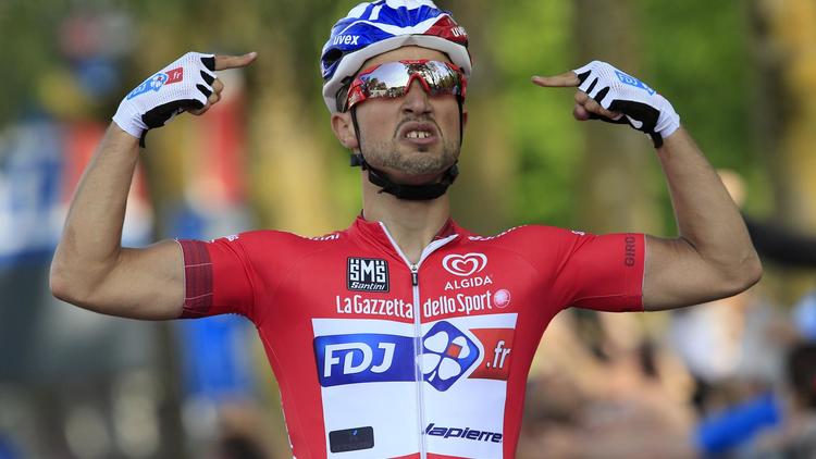 Le cycliste français Nacer Bouhanni (alors à la FDJ.fr), remporte la 10e étape du 97e Giro d'Italie, le 20 mai 2014 à Salsomaggiore Terme. [Luk Benies / AFP/Archives]