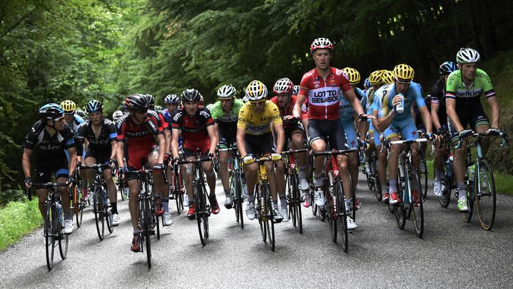 Le peloton du Tour de France lors de la 10e étape dans les Vosges, le 13 juillet 2014 [Eric Feferberg / AFP/Archives]